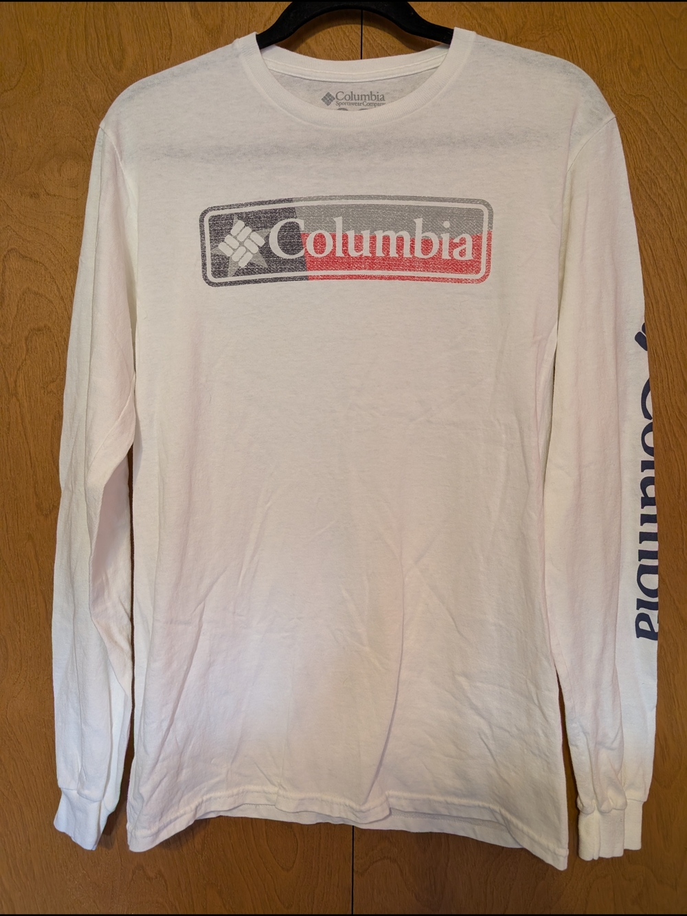 Columbia Long Sleeve Logo Tee in White with Black & Red Graphic Mens S